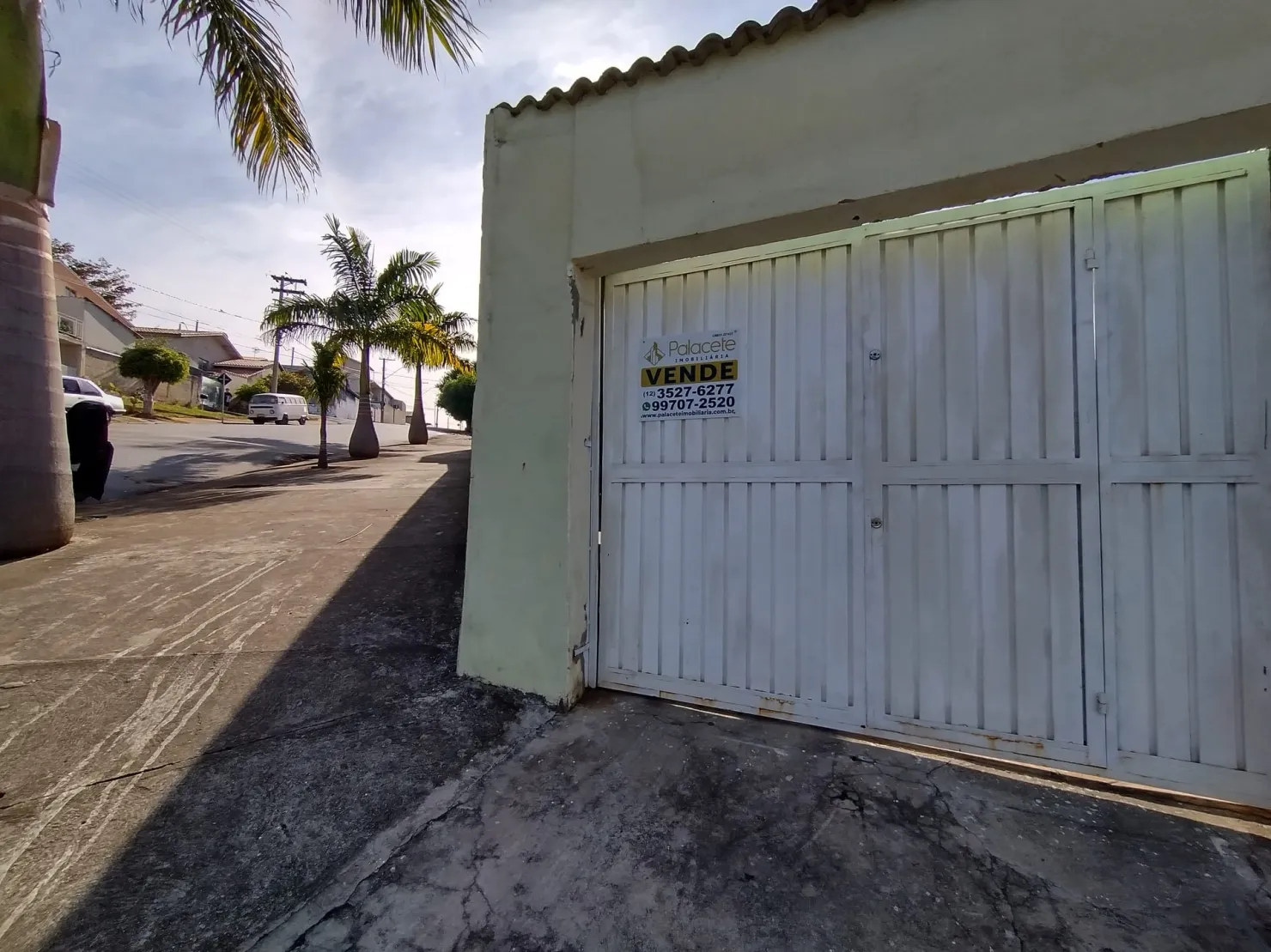 Imagem Casa à venda 3 Quartos, 1 Suite, 8 Vagas, 225M², Jardim América, Taubaté - SP