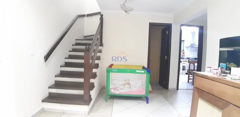 Imagem Vende Casa de 270m² com 4 dormitórios no Parque Assunção