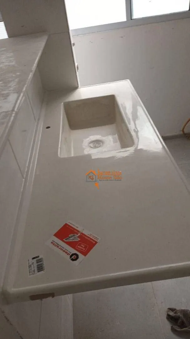 Imagem Apartamento com 2 dormitórios à venda, 43 m² por R$ 205.000,00 - Jardim São João - Guarulhos/SP