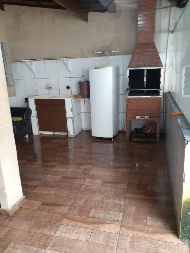 Imagem Vendo uma ótima casa em Betim ( valor 350.000,00 )