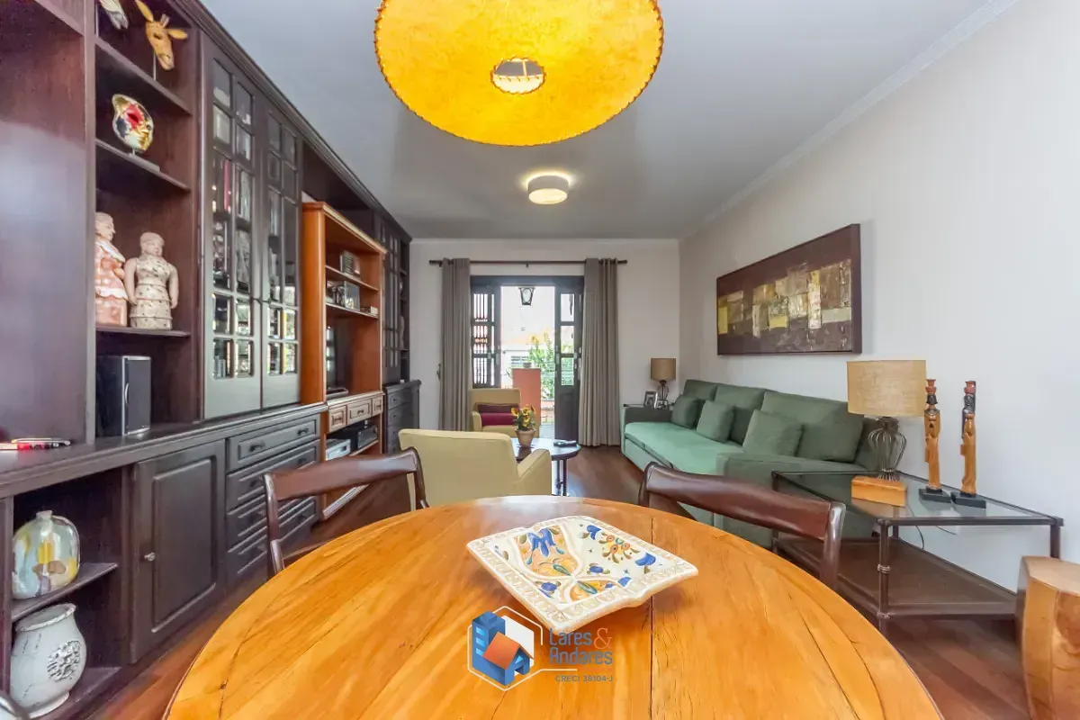 Imagem Casa para venda em Planalto Paulista com 3 quartos, 294m²