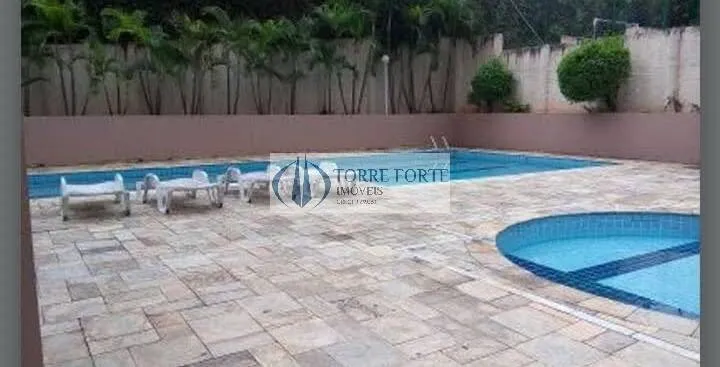 Imagem Apartamento com 2 dormitórios, 1 vaga , Varanda na Vila Ema.
