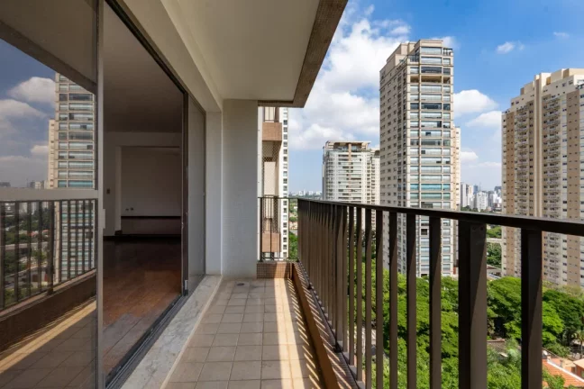 Foto do imóvel Apartamento à venda em São Paulo, Campo Belo, com 4 quartos, 202m2 em João Álvares Soares