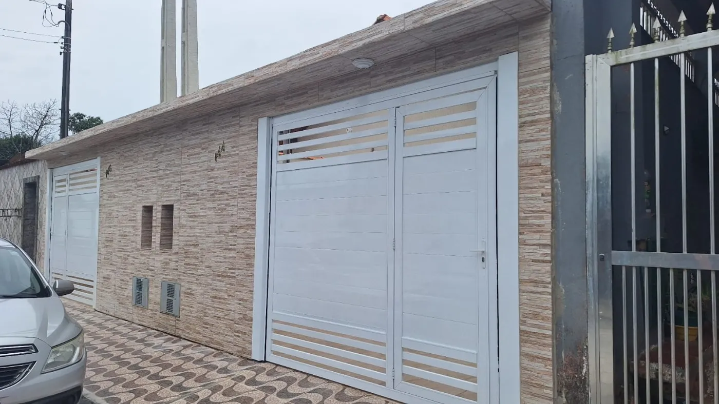 Imagem Casa para Venda em Mongaguá, Jardim Praia Grande, 2 dormitórios, 1 suíte, 2 banheiros, 2 vagas