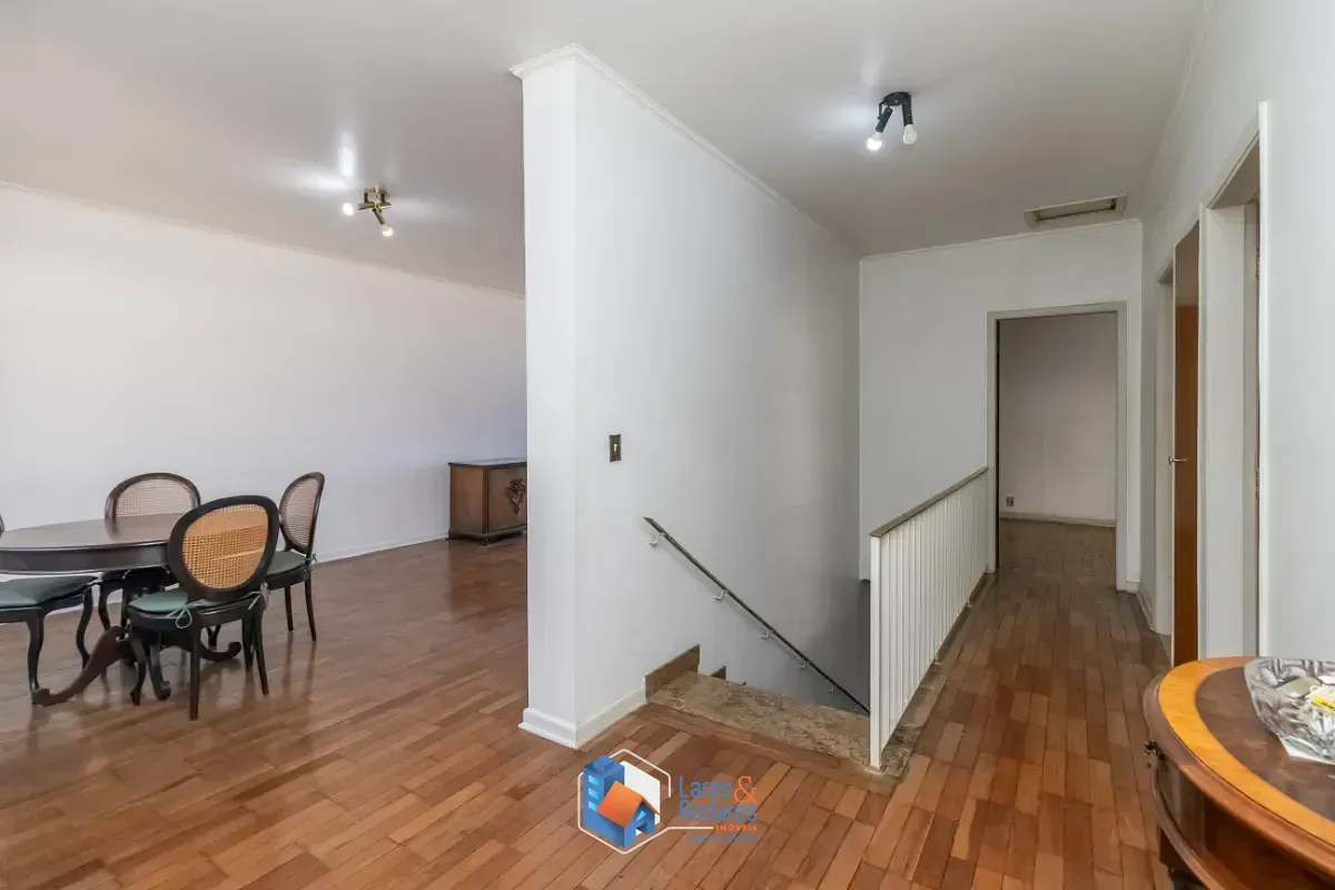 Imagem Sobrado para venda em Parque Jabaquara com 3 quartos, 257m²