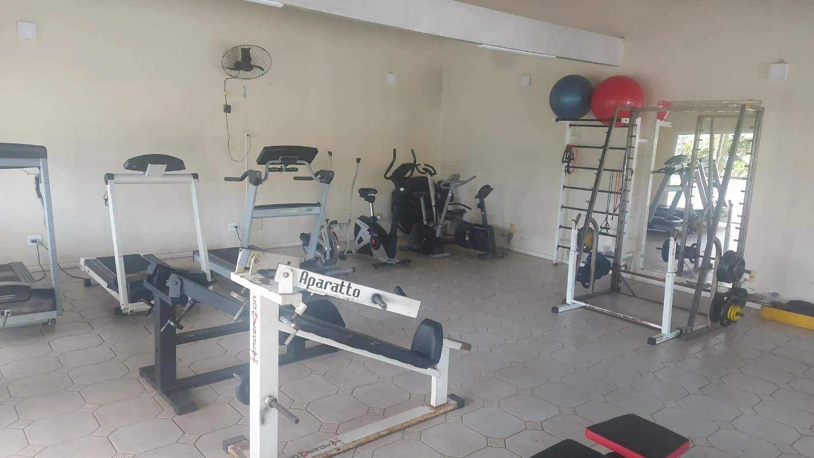 Imagem Oportunidade! Casa com 4 dormitórios no bairro Humaitá!!!