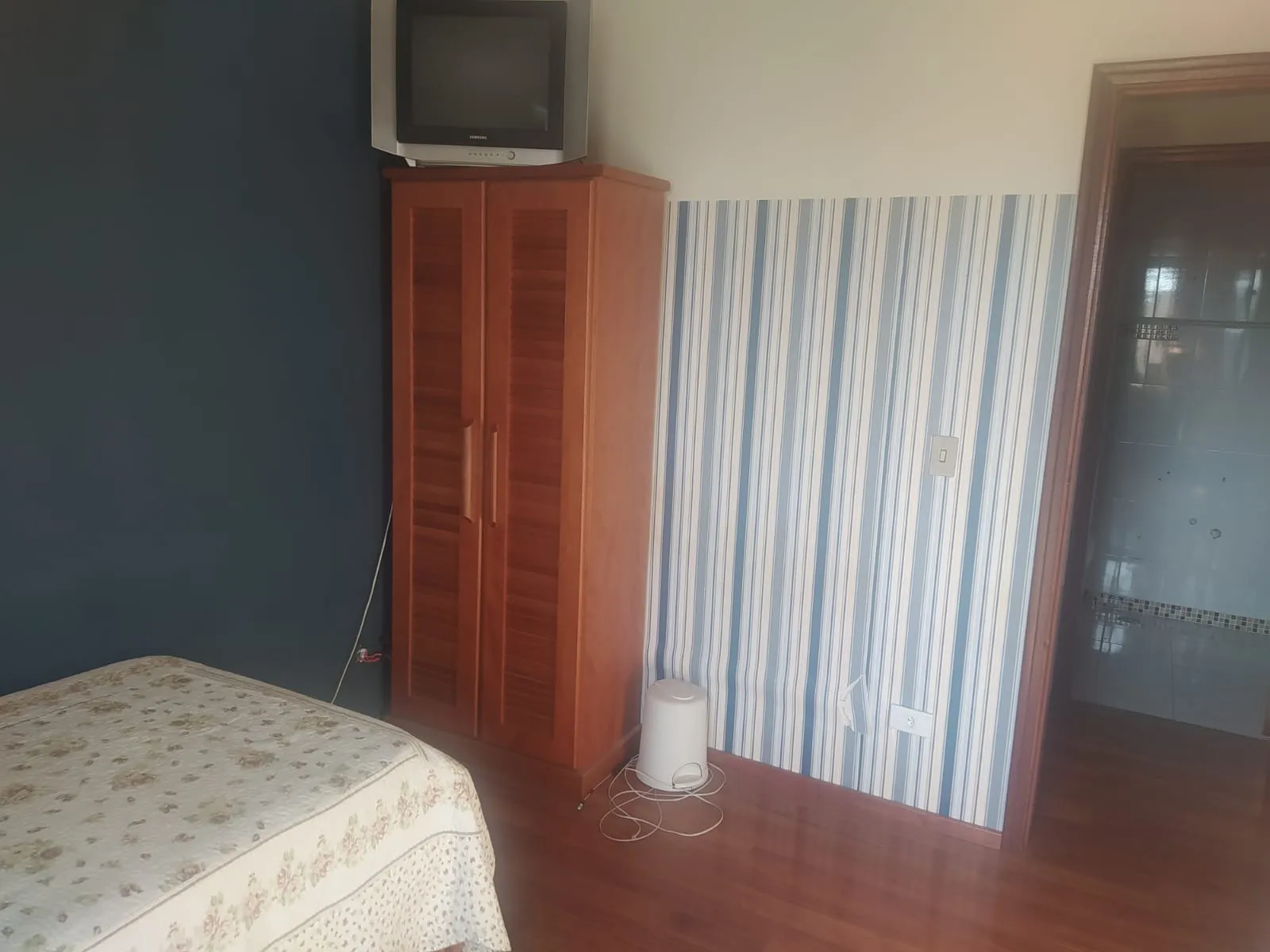 Imagem Amplo apartamento - Jardim Simus