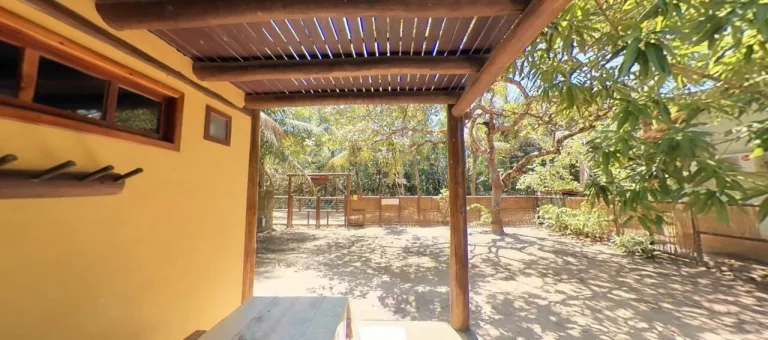Imagem YELLOW HOUSE - JORGE LEITE