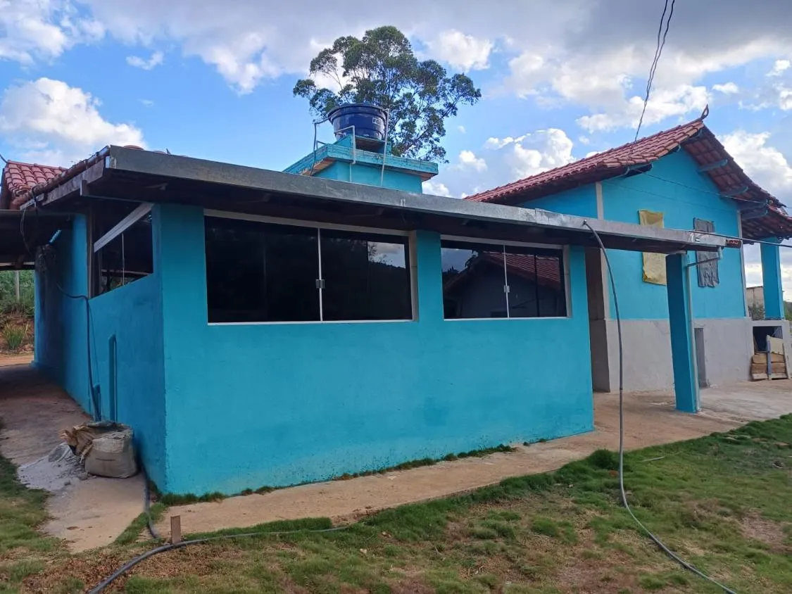 Imagem Vendo uma ótima chácara em Piedade dos gerais , medindo 5.740 m² de extensão.