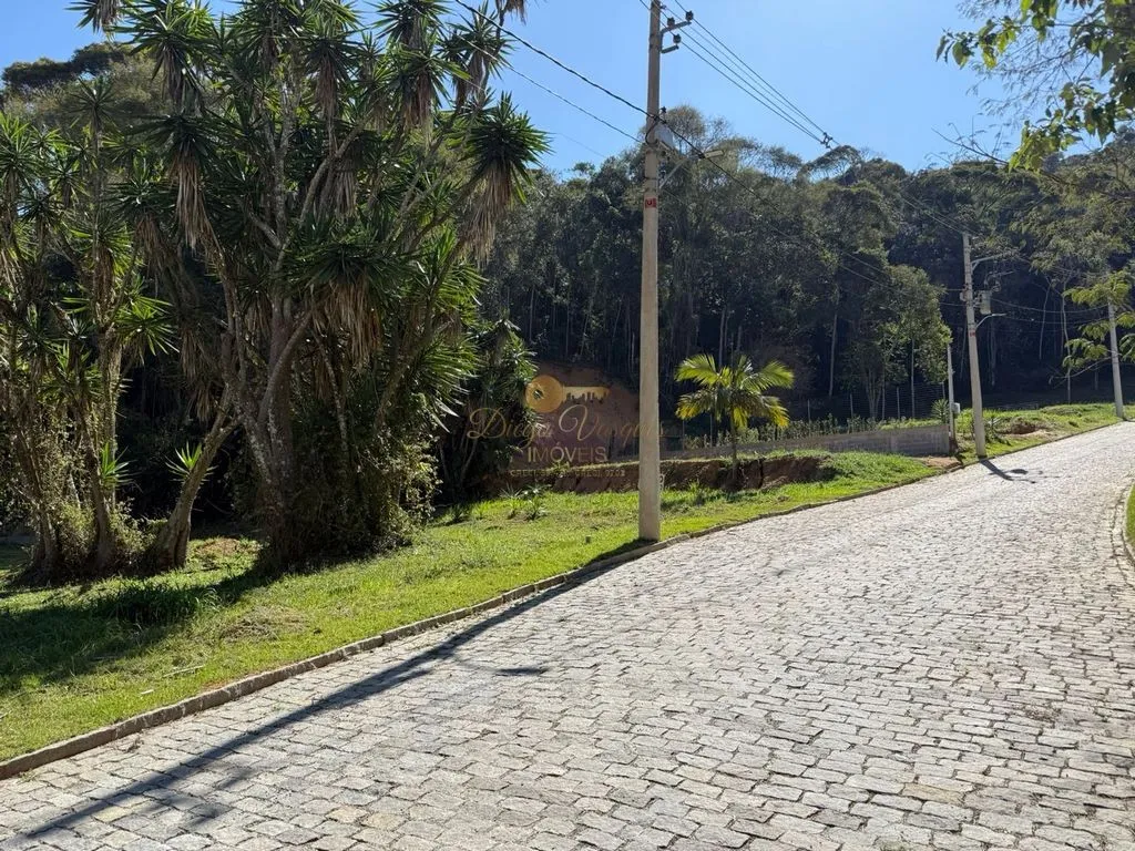 Imagem Terreno em Condomínio para Venda em Teresópolis / RJ no bairro Prata