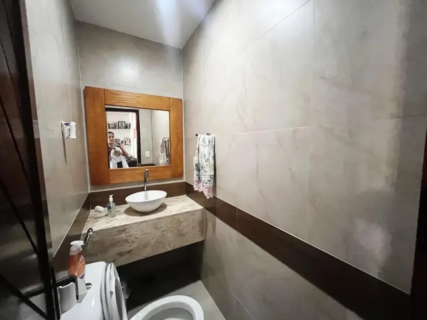 Imagem Casa para Venda em Fortaleza, Parquelândia, 3 dormitórios, 2 banheiros, 4 vagas