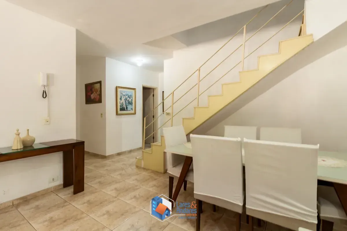 Imagem Sobrado para venda em Vila Nova Caledônia com 3 quartos, sendo 1 suíte, 168m²
