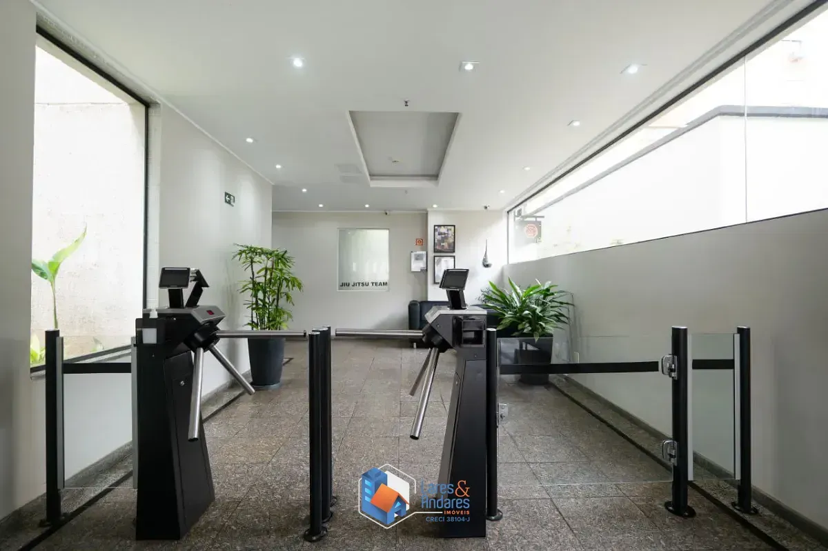 Imagem Conjunto comercial para venda em Cerqueira César, 88m²