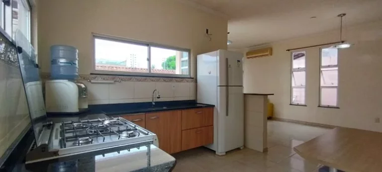 Imagem CASA RESIDENCIAL em MANAUS - AM, PARQUE 10 DE NOVEMBRO