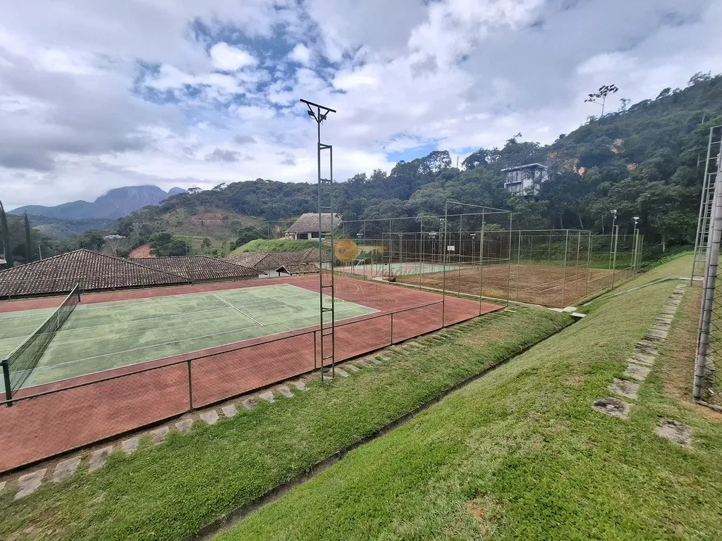Imagem Terreno em Condomínio para Venda em Teresópolis / RJ no bairro Vargem Grande