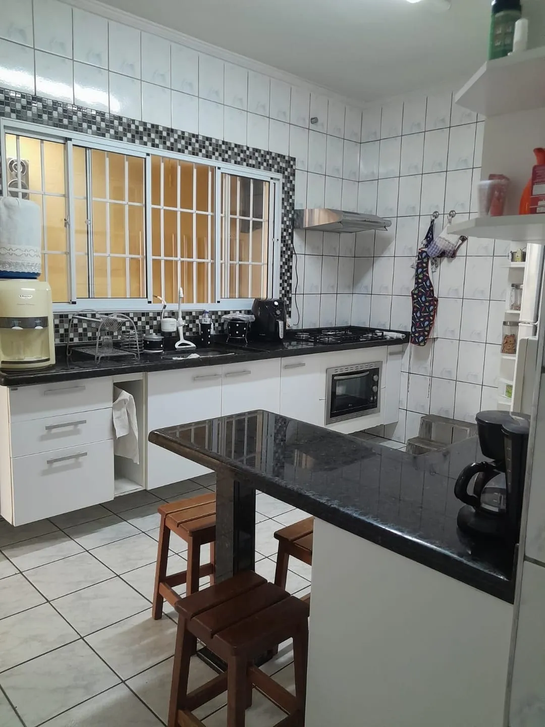Imagem Casa à venda 3 Quartos, 1 Suite, 2 Vagas, 195M², Mombaça, Pindamonhangaba - SP