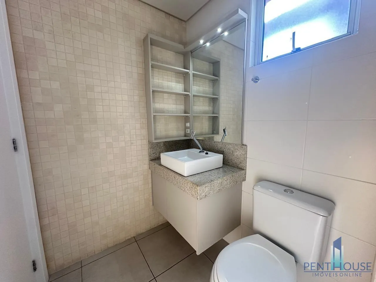 Imagem Apartamento Zona Central para Venda em Itapema, ALTO SÃO BENTO, 2 dormitórios, 1 banheiro, 1 vaga