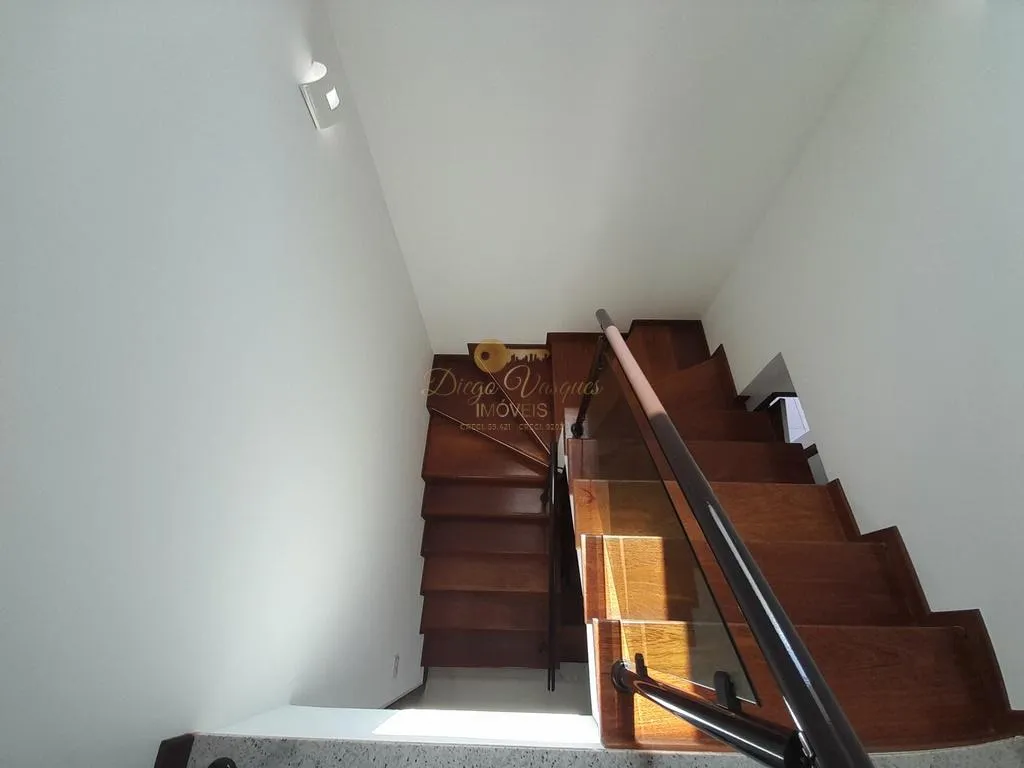 Imagem Casa em Condomínio para Venda em Teresópolis / RJ no bairro Vargem Grande