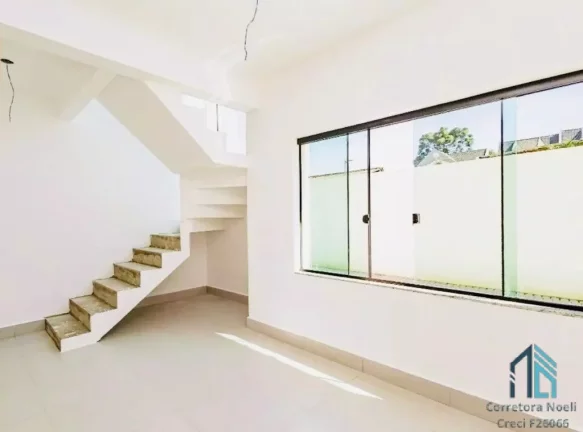 Imagem Sobrado novo a venda 02 quartos c/suíte, terraço Santa Felicidade em Curitiba PR