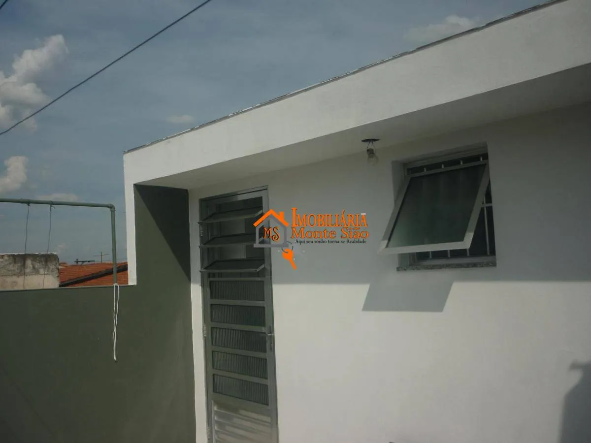 Imagem Sobrado com 4 dormitórios à venda, 260 m² por R$ 850.000,00 - Jardim Santa Clara - Guarulhos/SP