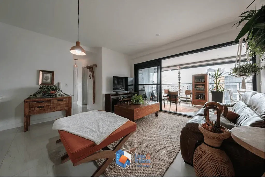 Foto do imóvel Apartamento à venda 3 Quartos 3 Suites 2 Vagas 98.1M² Pinheiros São Paulo - SP em Rua Francisco Leitão
