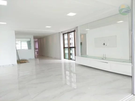 Foto do imóvel Apartamento de Luxo, 4 Suites, Varandão, Beira mar de Candeias, Jaboatão dos Guararapes. em Rua Bernardo Vieira de Melo
