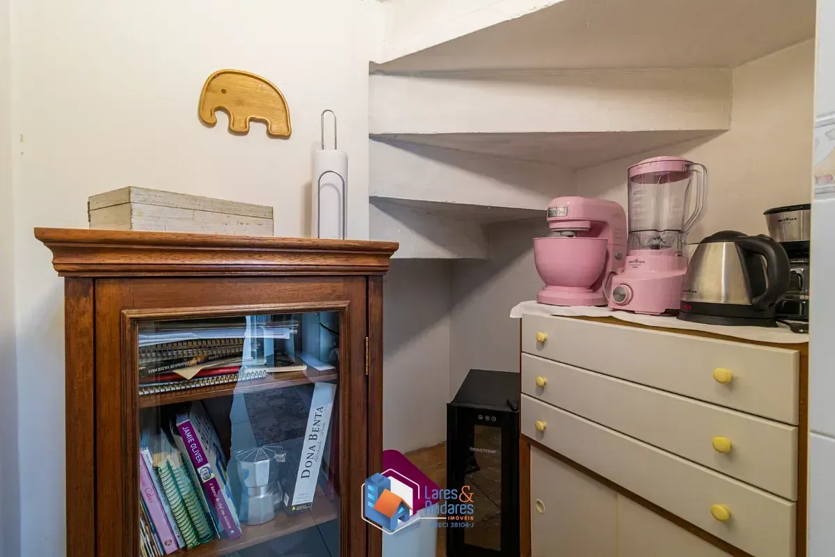 Imagem Casa no condomínio Condomínio Vila Hípica para venda com 4 quartos, sendo 2 suítes, 151m²