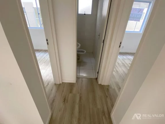 Imagem Apartamento para Locação de 02 Dormitórios em Campo Largo no Condomínio Oregon