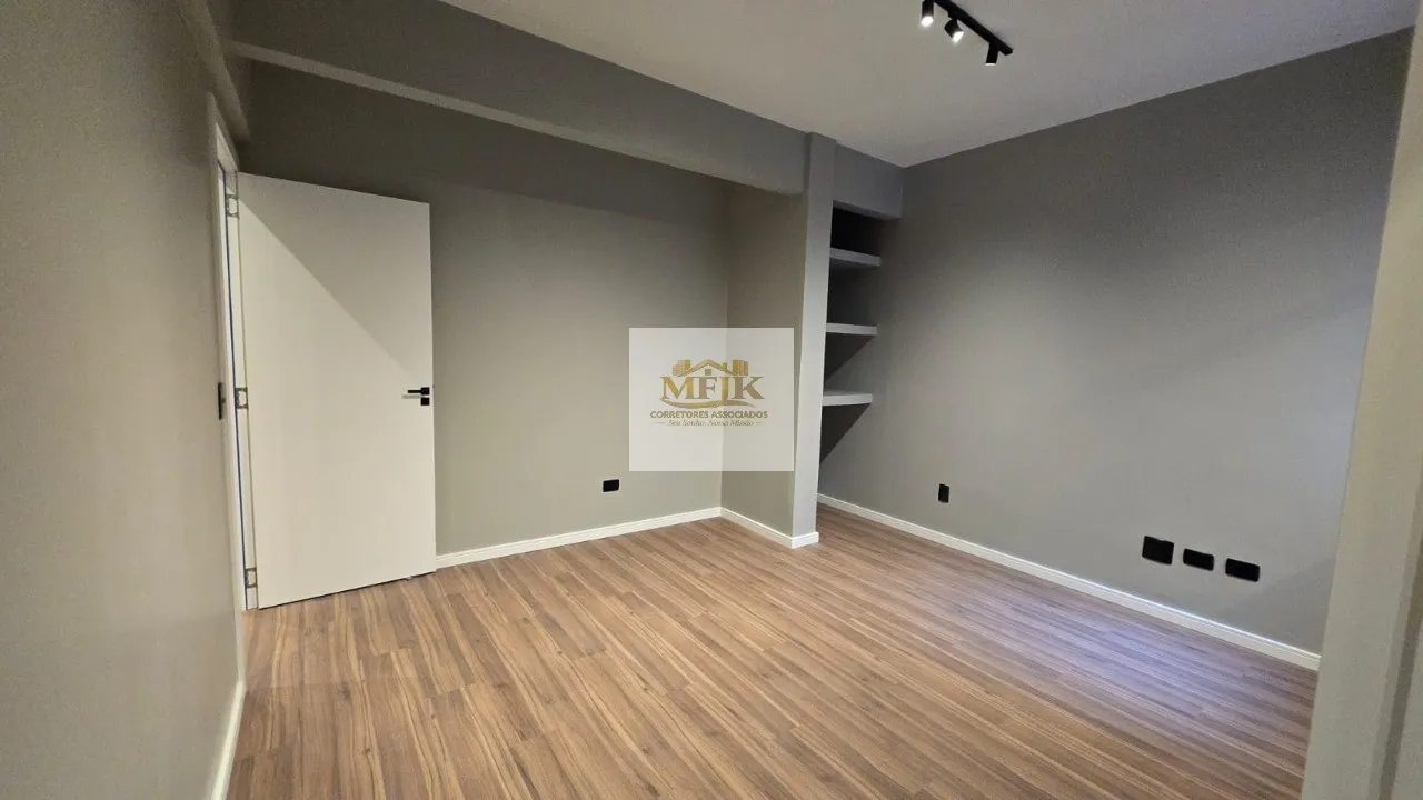 Imagem Venda de Apartamento no Centro de Curitiba-PR: 3 quartos, 2 suítes, 1 sala