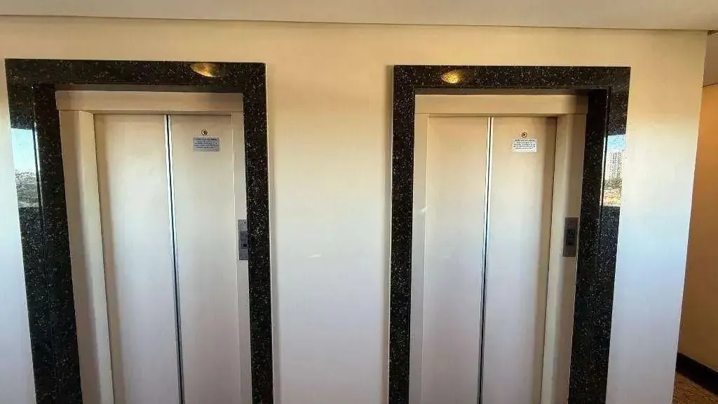 Imagem Cobertura com 4 dormitórios, 2 suítes, lavabo e 3 vagas de garagem.