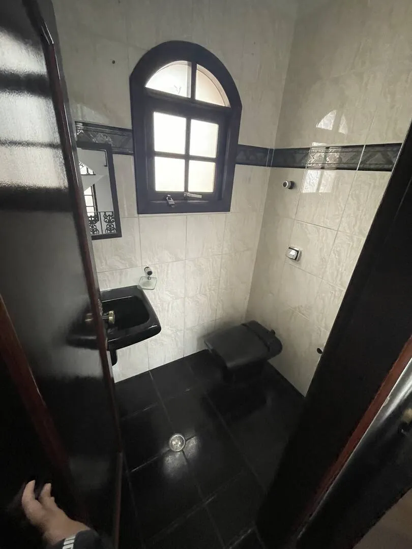 Imagem Casa Vila Fernandes - 308M², 4 Dorms, 1 Suíte, 5 Vagas, Armários.