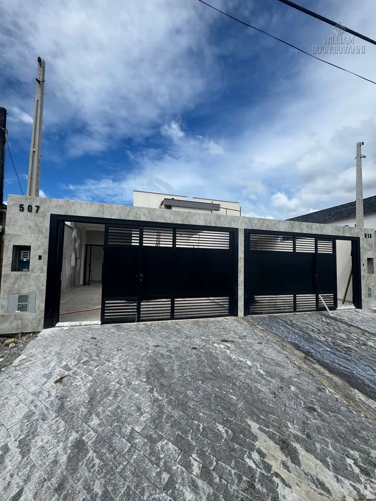 Foto do imóvel CASA GEMINADA em Maracanã, Praia Grande - SP