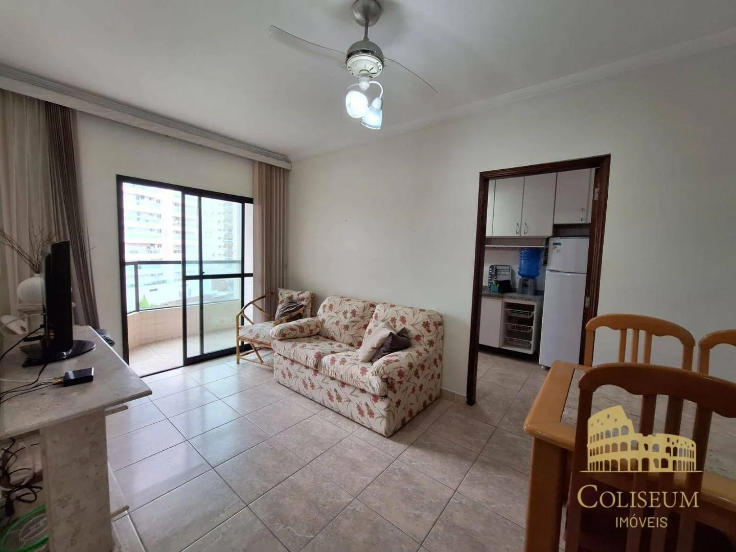 Foto do imóvel Apartamento com 1 dormitório à venda, 55 m² por R$ 320.000,00 - Vila Assunção - Praia Grande/SP