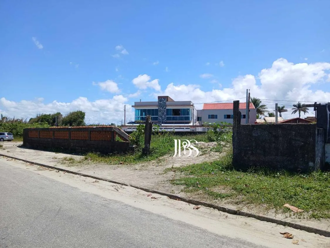 Imagem TERRENO FRENTE AO MAR COM 463,00m² BAIRRO GAIVOTAS