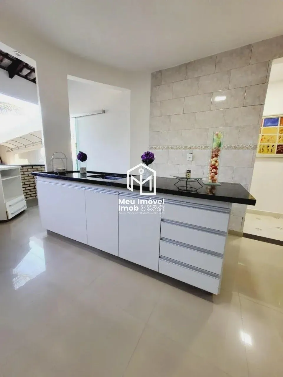 Imagem Casa 3 Quartos 1 Suíte 3 Vagas 250m² Arniqueira