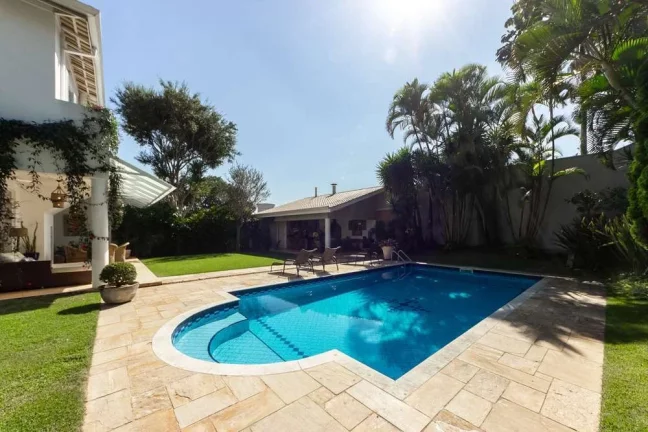 Imagem Casa de Vila 3 suítes 515m² Jardim Hípico São Paulo Rua Júlio Verne