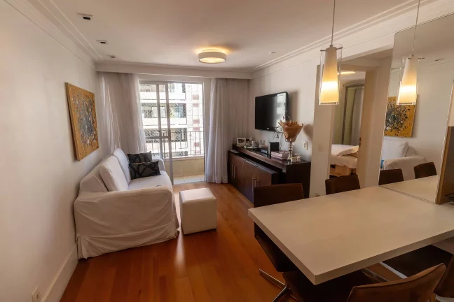 Foto do imóvel Apartamento Compacto e Reformado no Coração do Itaim Bibi em Rua Professor Tamandaré Toledo