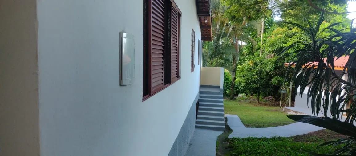 Imagem Chácara de 2.800m² em Araçoiaba da Serra - Casa Térrea com 3 Dormitórios, 1 Suíte e Área Gourmet