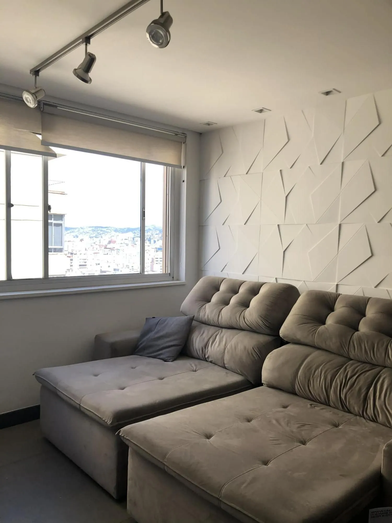 Imagem apartamento 01 dormitorio em frente Palacio Farroupilha