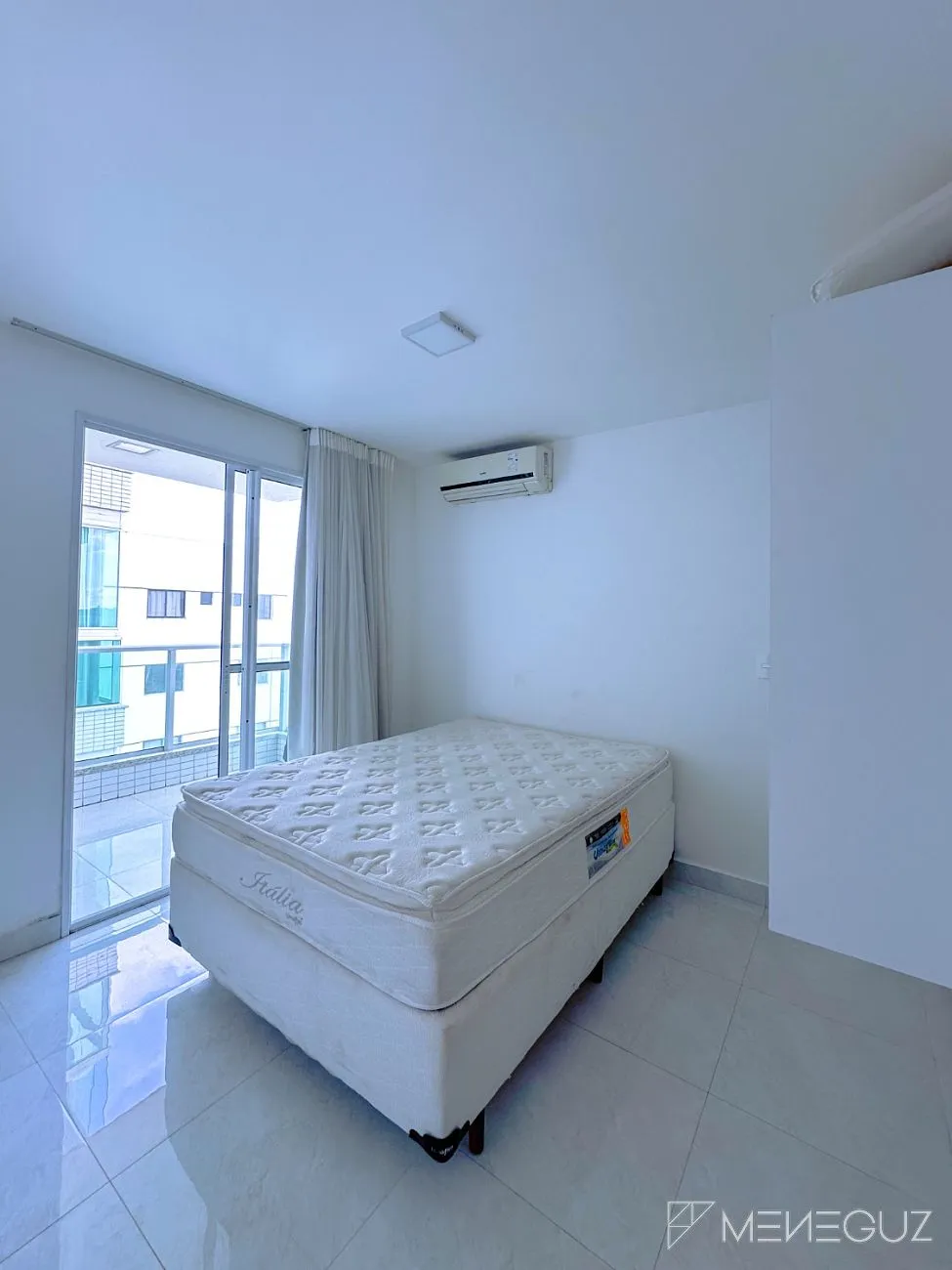 Imagem APARTAMENTO 3 QUARTOS A VENDA NA PRAIA DO MORRO, NA QUADRA DO MAR, COM LAZER E VISTA MAR