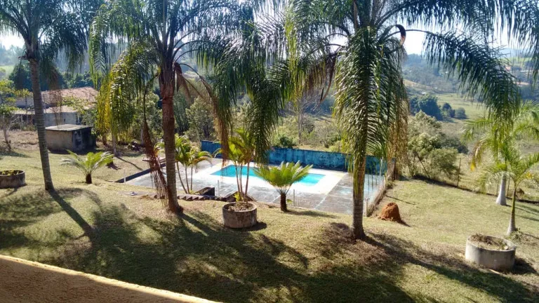 Imagem Chácara com 4 Quartos à Venda, 600 m² em Sapé I - Caçapava