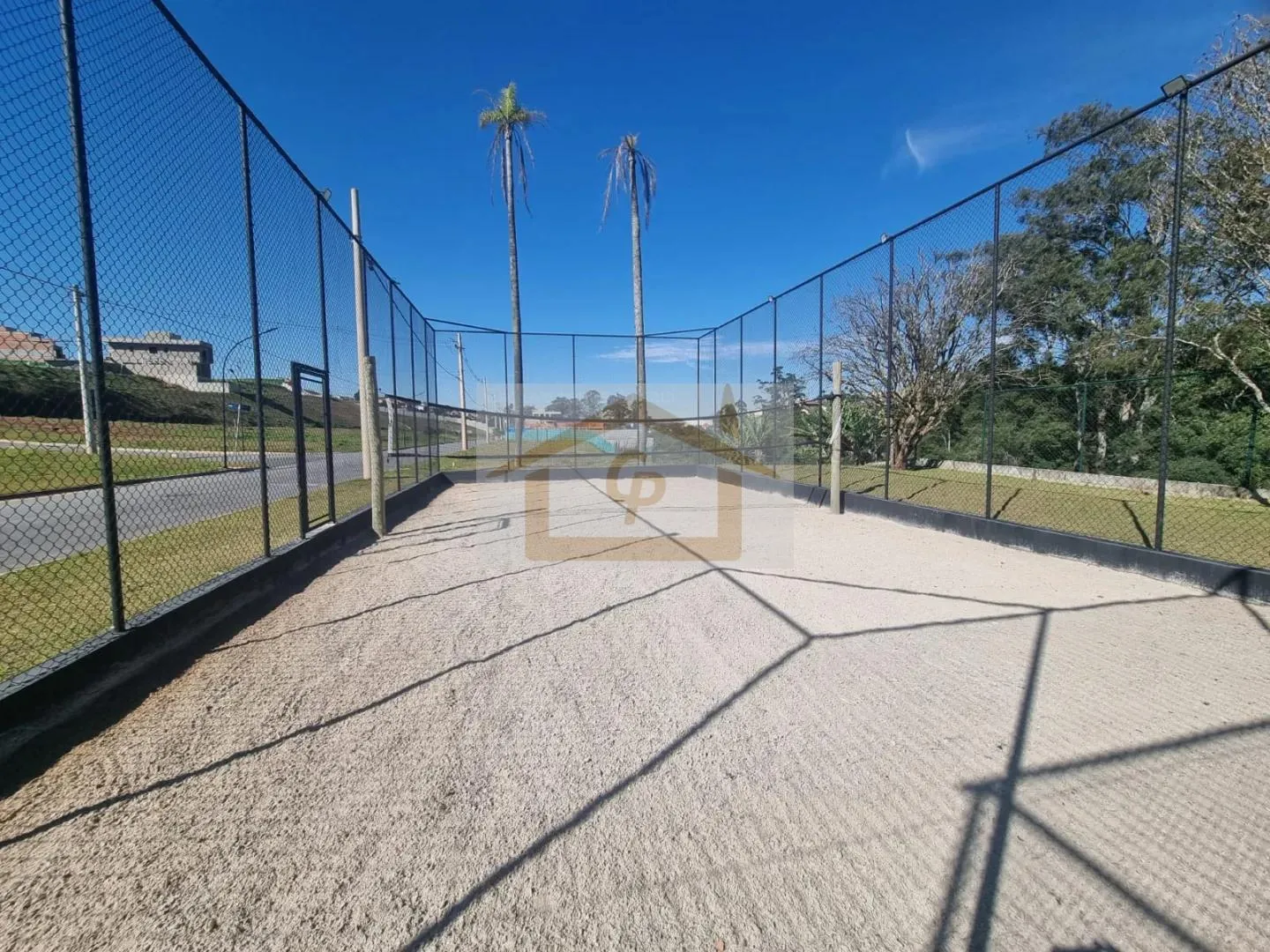 Imagem Casa com 3 quartos (um suíte), 3 vagas. Novidade na Granja Viana!