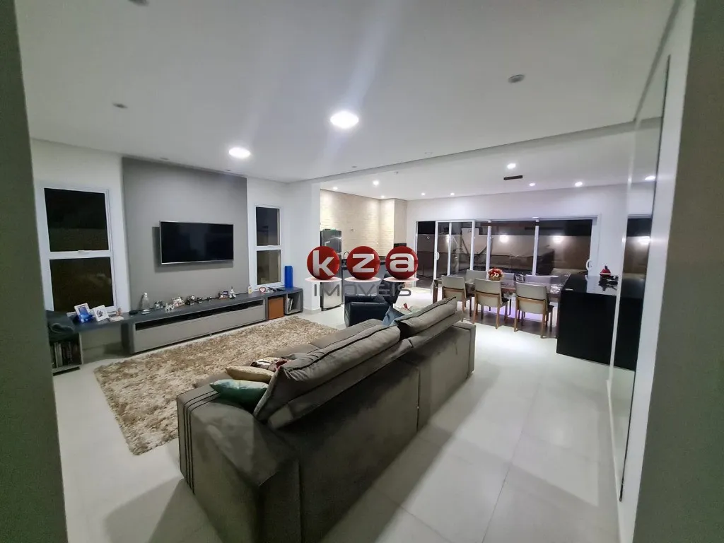 Imagem Casa à venda em Valinhos-SP: 3 quartos, 1 suíte, 2 salas, 3 banheiros, 2 vagas de garagem, 207,98m² no Jardim São Marcos!