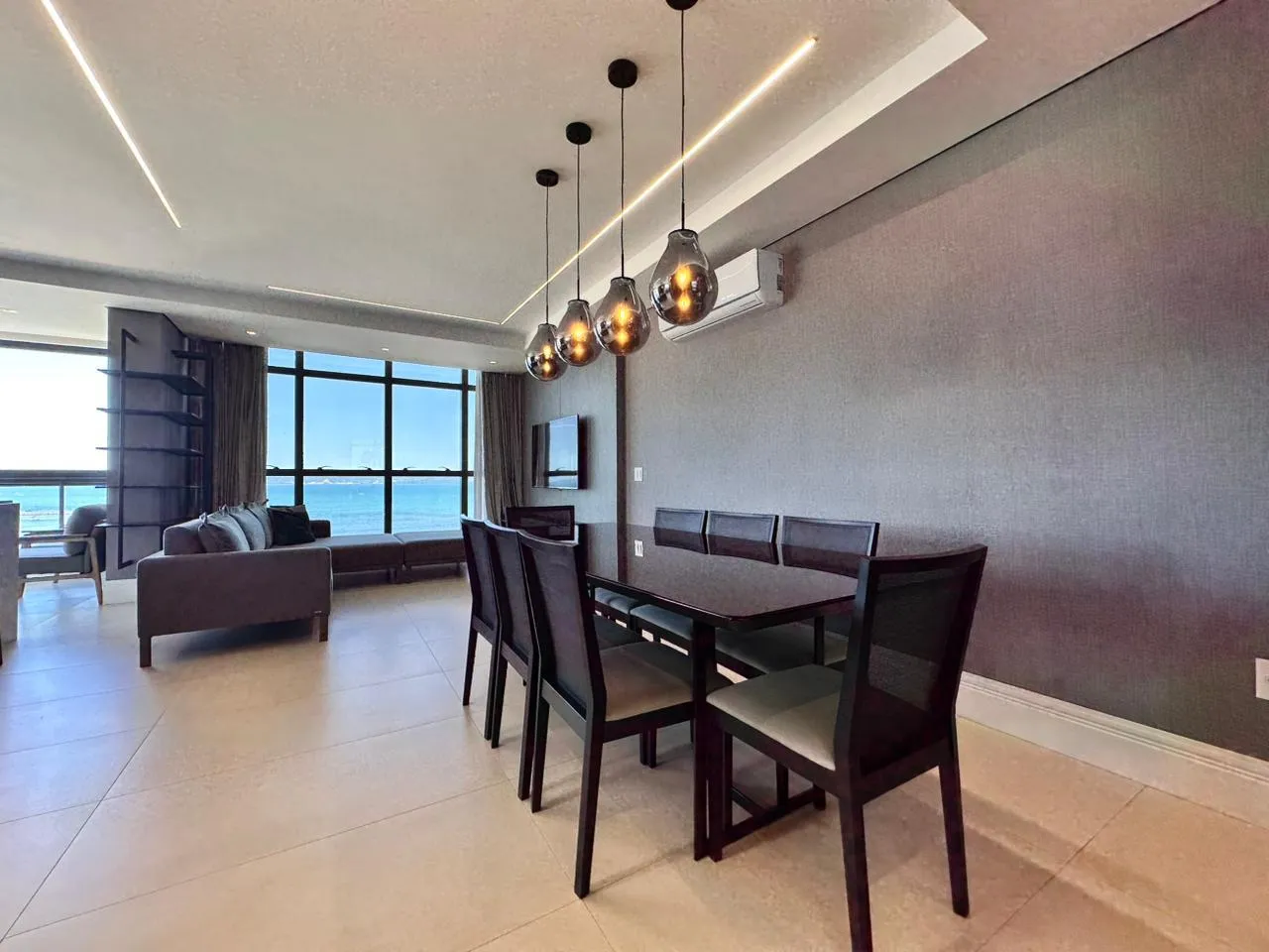 Imagem Apartamento com vista para o mar à venda com 138m2 por R$ 4.250.000,00