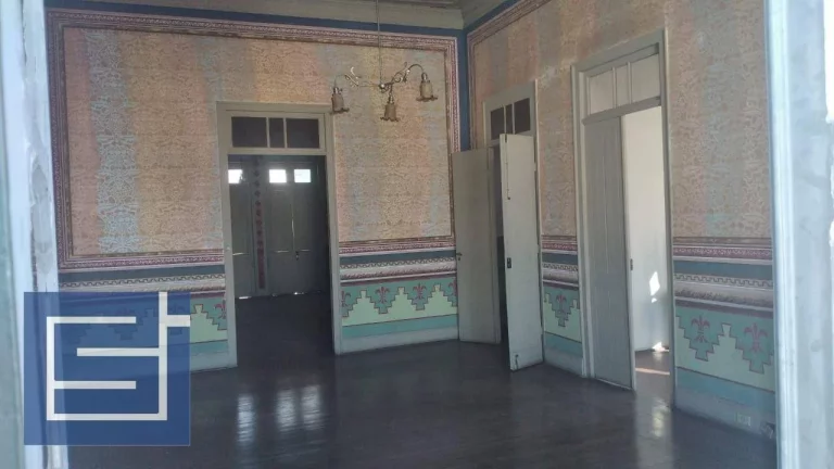 Imagem Casa com 6 dormitórios para alugar por R$ 5.000/mês - Rua José Ângelo Calafiori, Centro - Socorro/SP