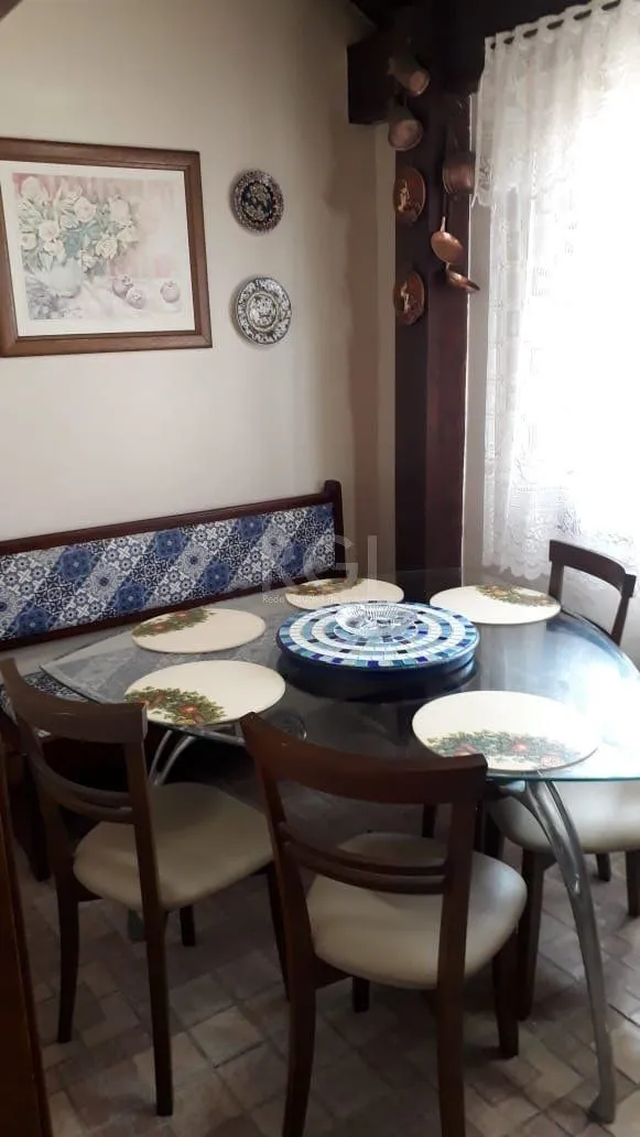 Imagem Casa para Venda - 144m², 3 dormitórios, sendo 2 suites, 4 vagas - São João