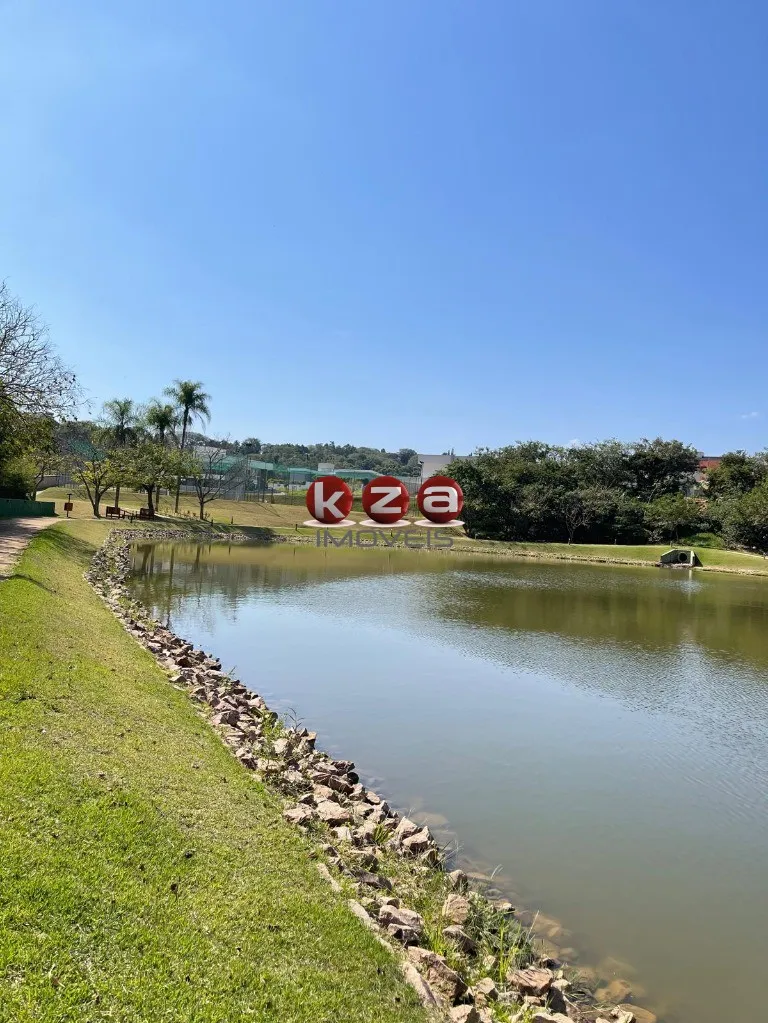 Imagem Terreno à venda em condomínio de alto padrão em Vinhedo-SP, 600m². Condomínio Residencial Arboretum. Fácil acesso as rodovias.