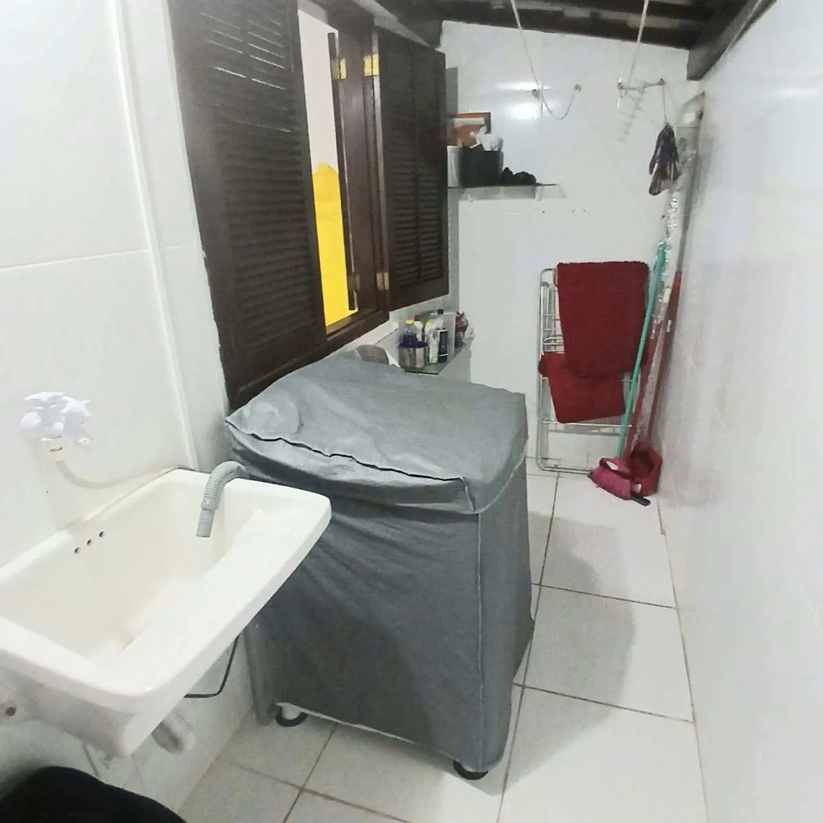 Imagem Casa geminada para alugar em Salvador, Stella Maris, com 2 quartos, 76m2