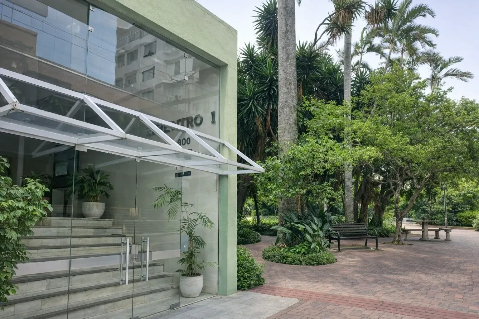 Imagem Apartamento com 1 Quarto à Venda, Locação ou Temporada, 47 m² em Centro - Florianópolis