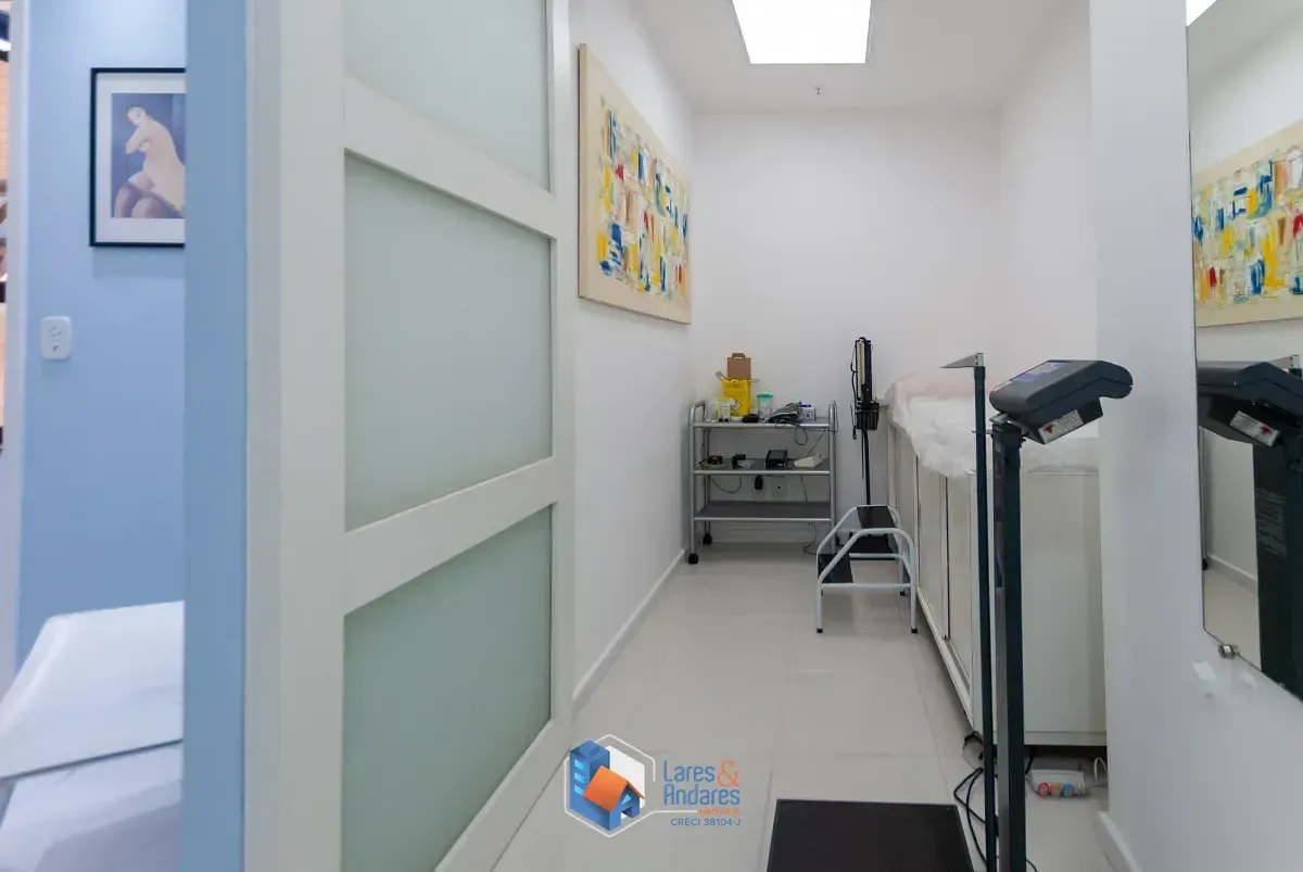Imagem Conjunto comercial para venda em Vila Mariana, 60m²